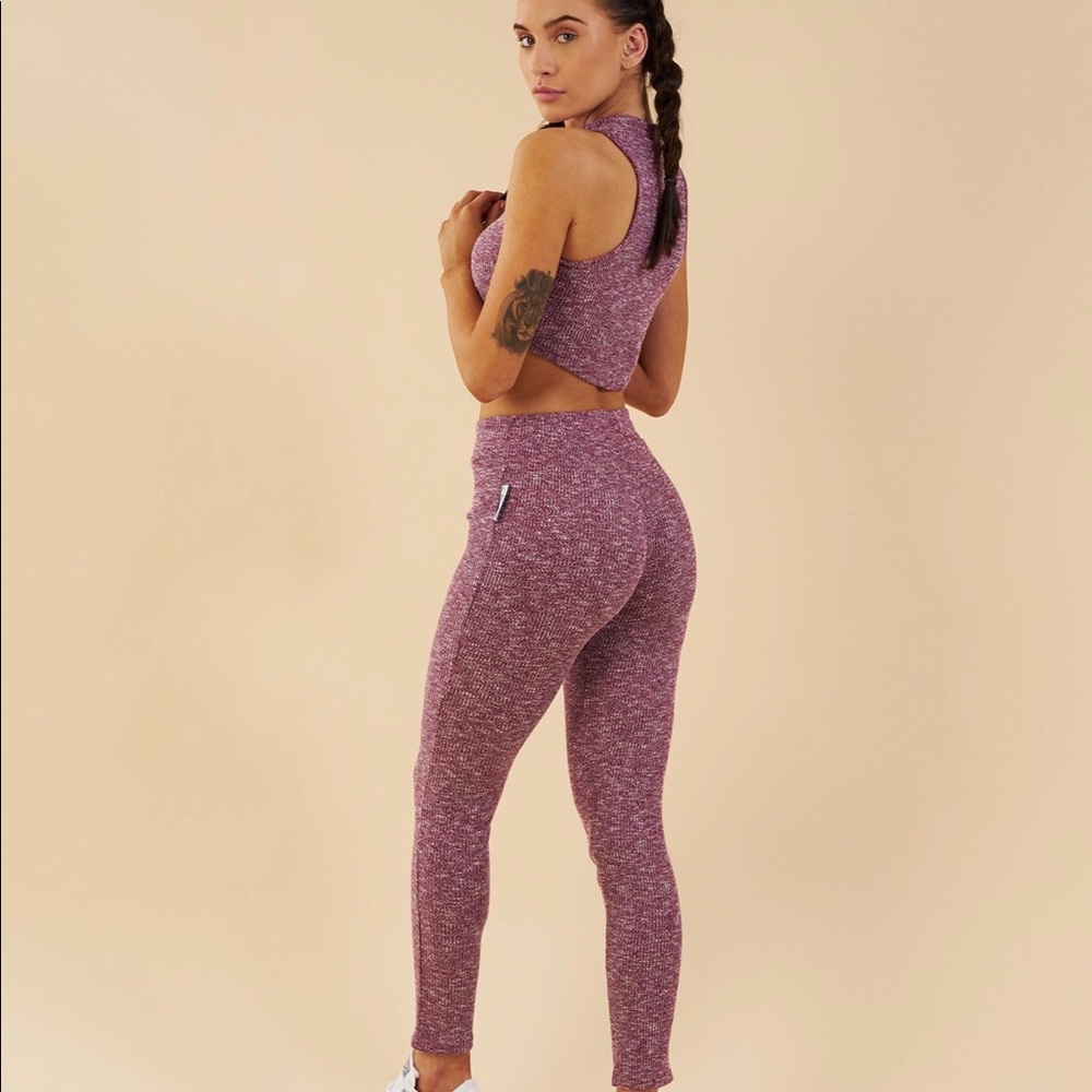 Gymshark sounded crop and pants set